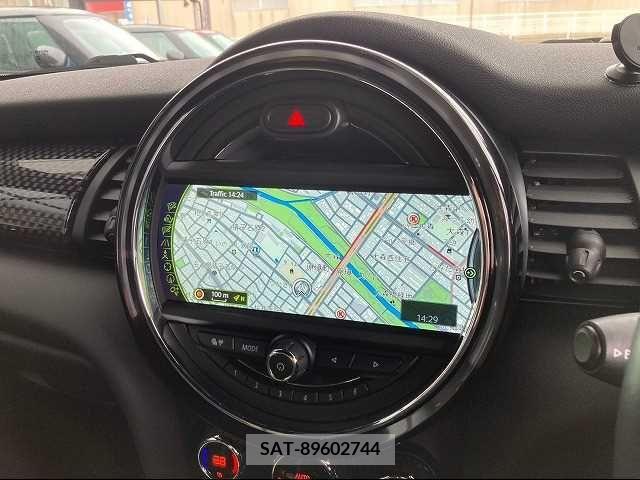 Bmw MINI 2015-02 240771-3