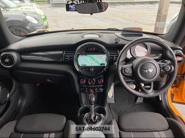 Bmw MINI 2015-02 240771-2