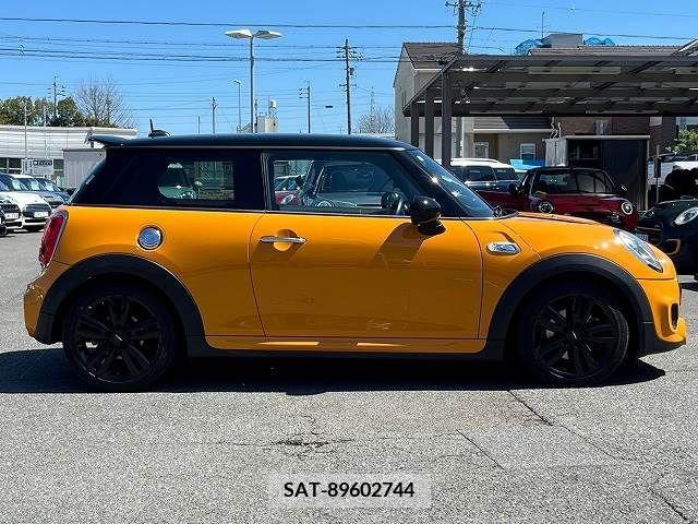 Bmw MINI 2015-02 240771-11