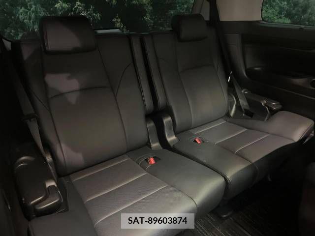 Toyota ALPHARD 2018-12 389001-12