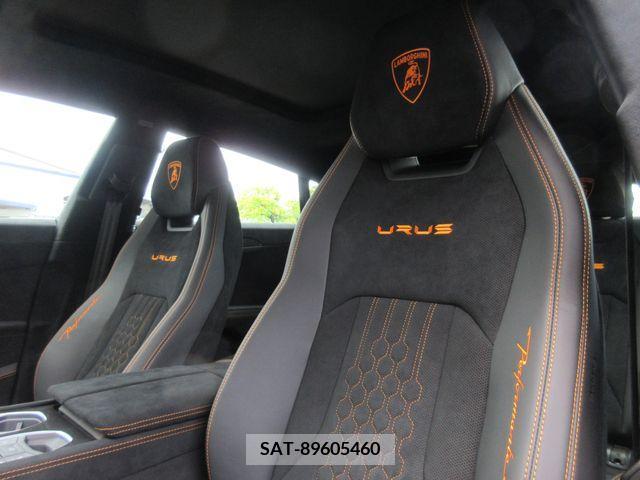 Lamborghini URUS 2024-02 321311-15