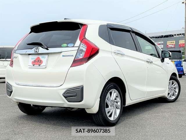 Honda FIT HYBRID 2014-11 269641-2