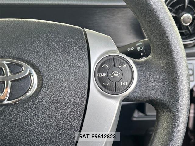 Toyota AQUA 2015-02 217958-17