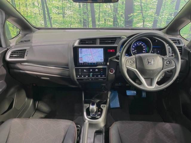 Honda FIT HYBRID 2014-01 15592-1