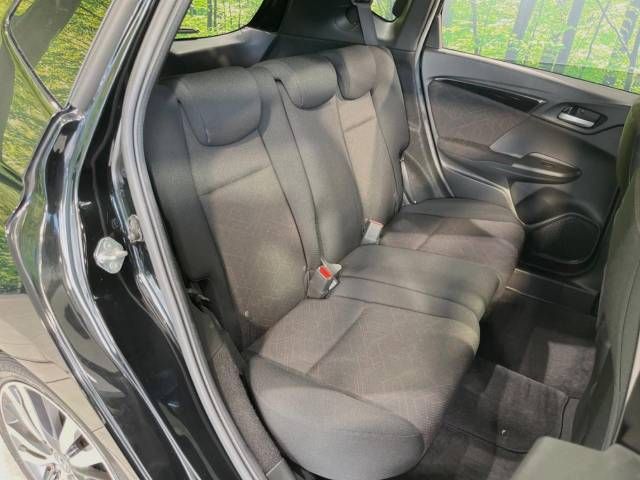 Honda FIT HYBRID 2014-01 15592-10