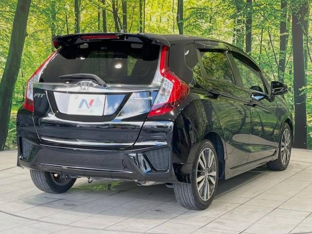 Honda FIT HYBRID 2014-01 15592-17