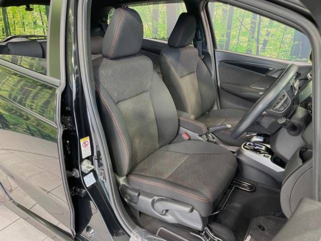 Honda FIT HYBRID 2014-01 15592-9