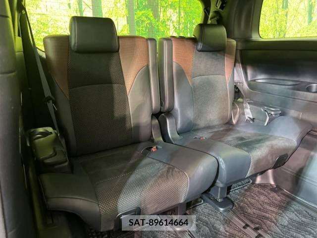 Toyota ALPHARD 2017-01 332652-10