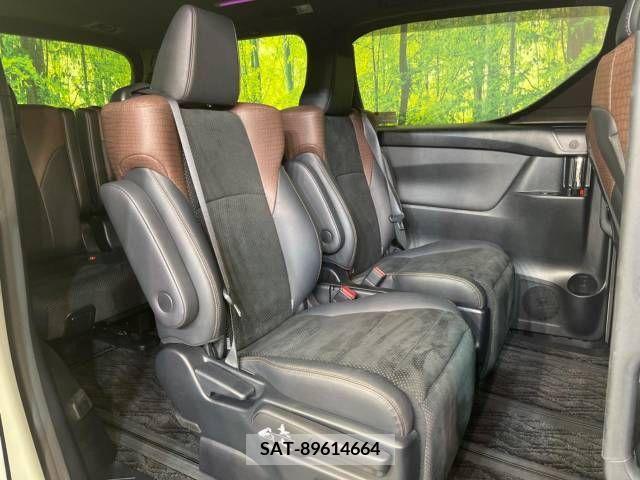 Toyota ALPHARD 2017-01 332652-9