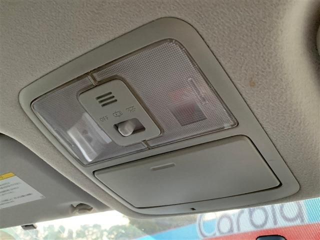 Toyota VOXY 2013-06 188393-28