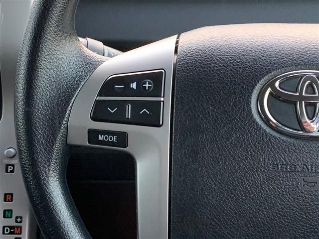 Toyota VOXY 2013-06 188393-23