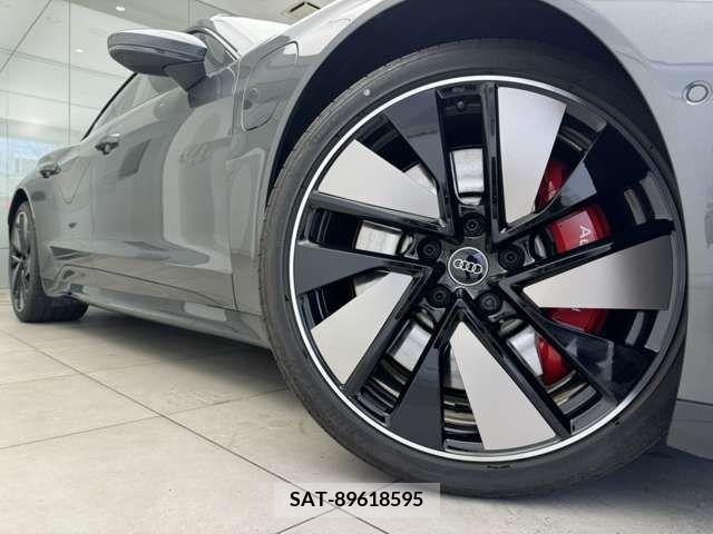 Audi E-TRON 2023-10 317951-6