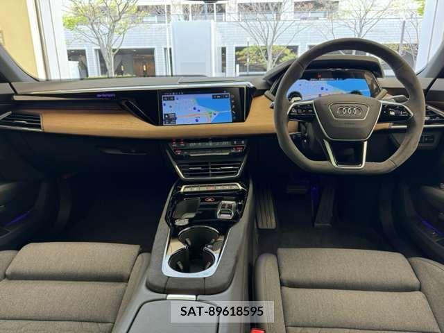 Audi E-TRON 2023-10 317951-7