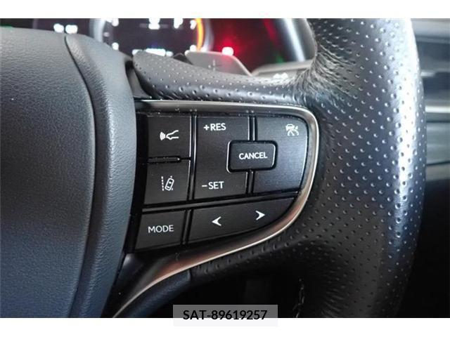 Lexus ES 2019-12 362732-17