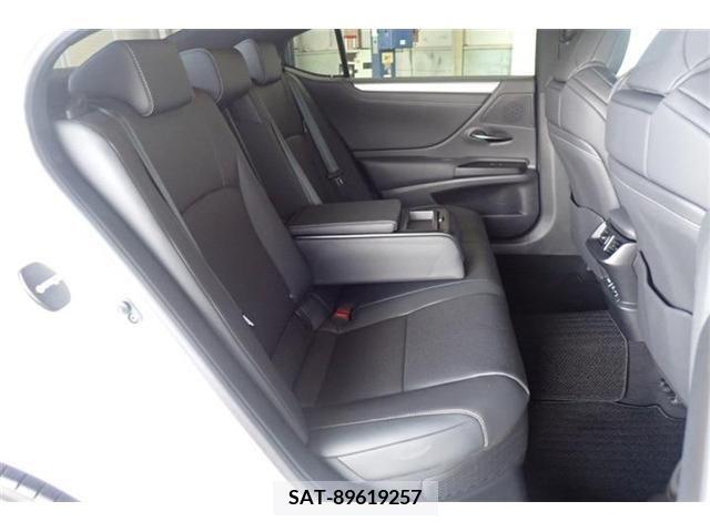 Lexus ES 2019-12 362732-21