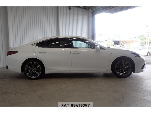 Lexus ES 2019-12 362732-28