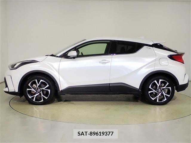 Toyota C-HR 2022-07 349211-28