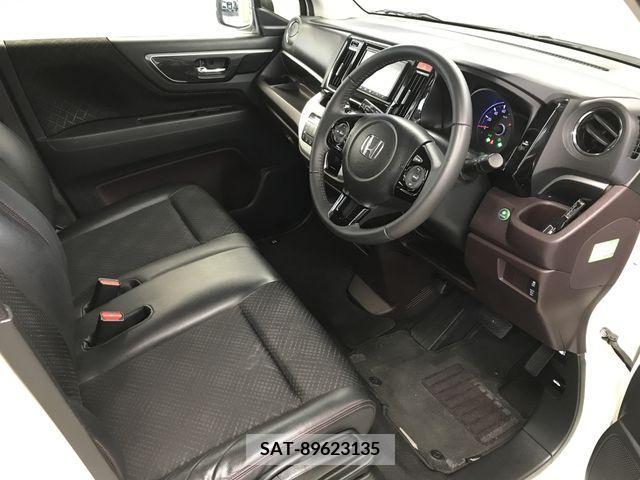 Honda N-WGN 2016-05 328221-7