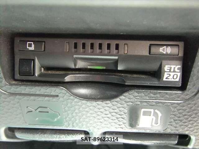 Toyota ROOMY 2019-12 348778-14