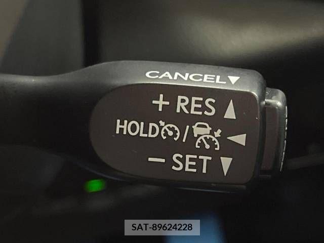 Toyota C-HR 2023-06 357790-4