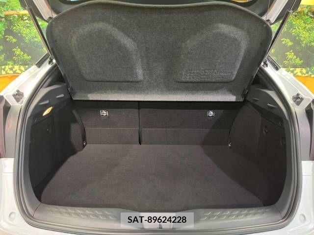 Toyota C-HR 2023-06 357790-13