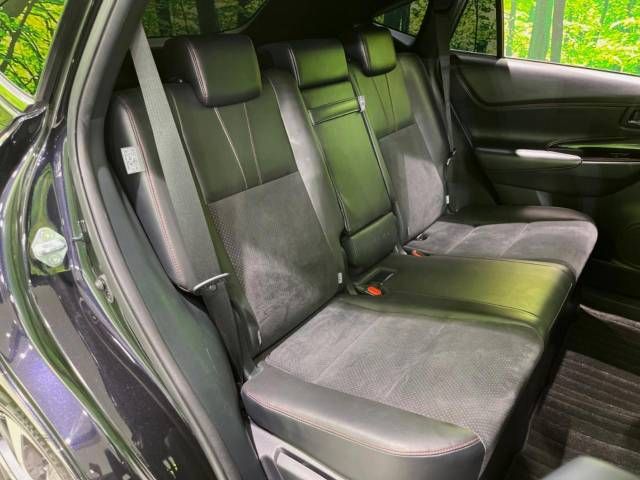 Toyota HARRIER 2018-12 22946-11