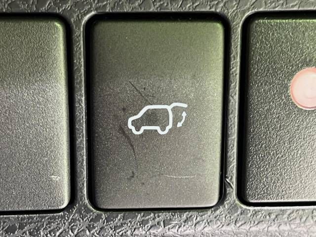 Toyota HARRIER 2018-12 22946-4