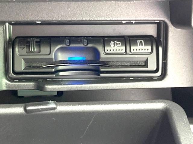 Nissan SERENA 2018-12 196762-8