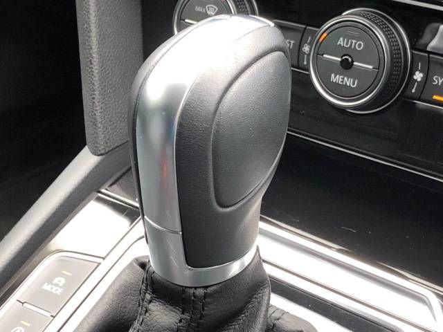 VolksWagen PASSAT VARIANT 2016-09 187433-11