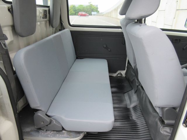 Daihatsu HIJET VAN 2016-05 18165-26