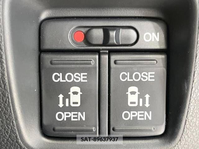 Honda N BOX 2017-04 251604-2