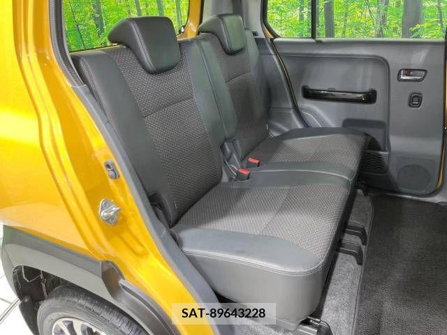 Suzuki HUSTLER 2017-02 242272-9