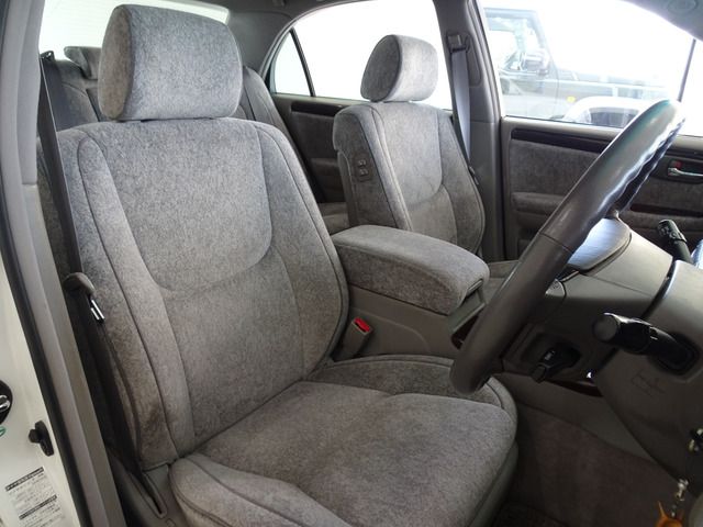 Toyota CROWN MAJESTA 1999-11 24626-7