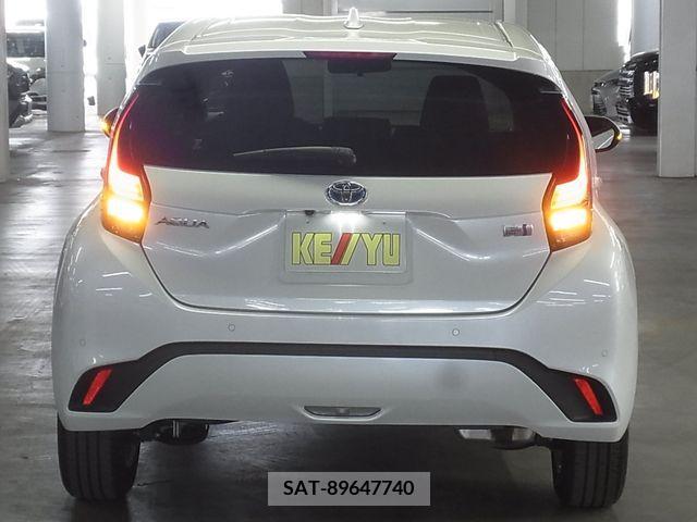 Toyota AQUA 2021-11 331905-5