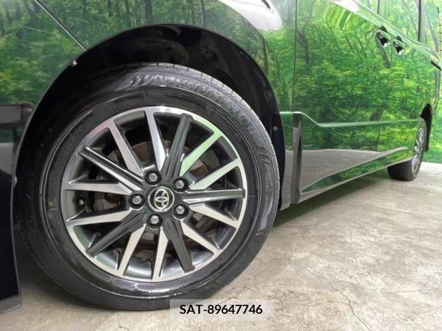 Toyota NOAH 2014-10 392850-13