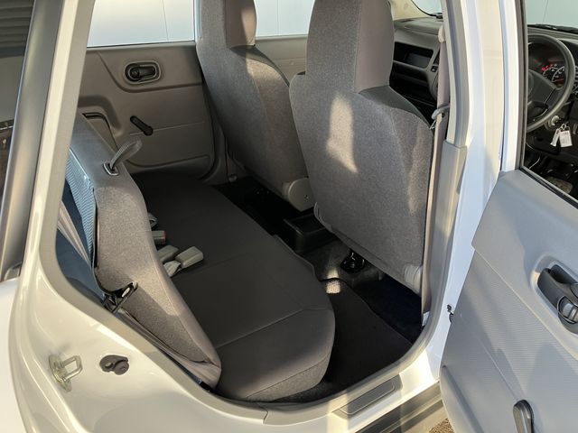 Nissan NV150 AD 2018-08 20896-23