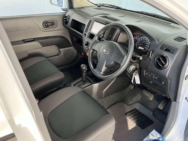 Nissan NV150 AD 2018-08 20896-9