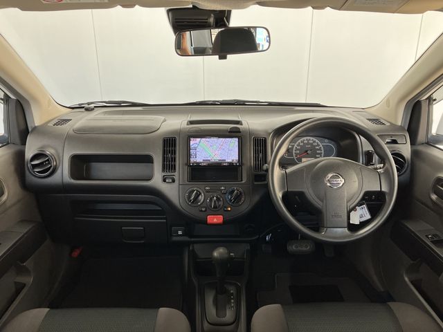 Nissan NV150 AD 2018-08 20896-1