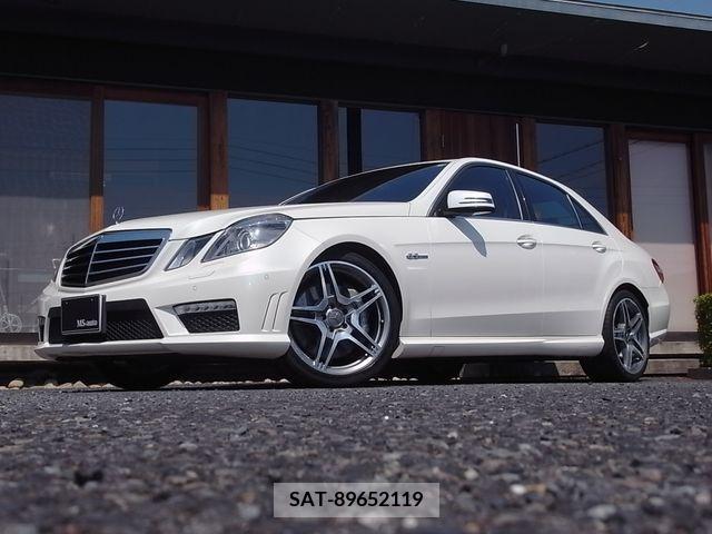 Amg E-CLASS 2011-02 319410-8