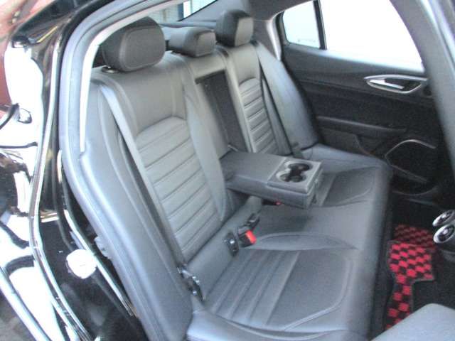 ALFA ROMEO Giulia 2019-08 185984-14
