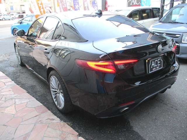 ALFA ROMEO Giulia 2019-08 185984-7