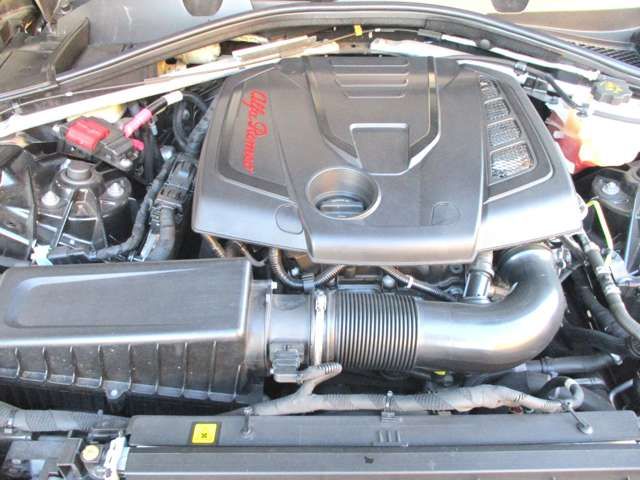 ALFA ROMEO Giulia 2019-08 185984-3