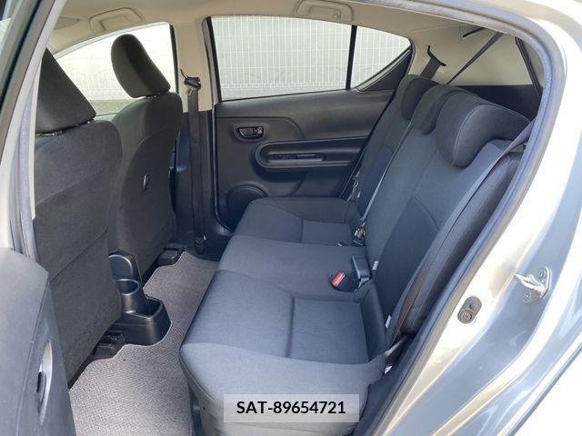 Toyota AQUA 2017-03 314261-12