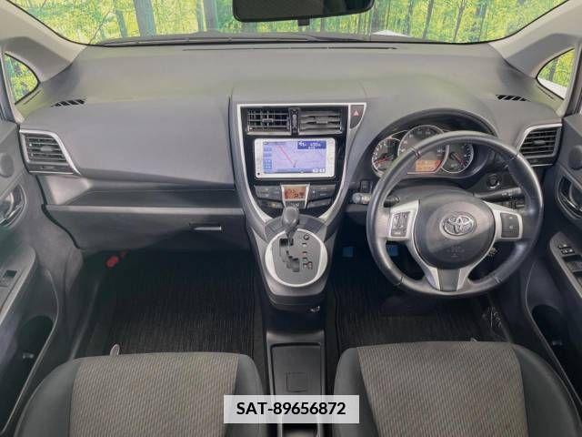 Toyota RACTIS 2014-07 346191-1