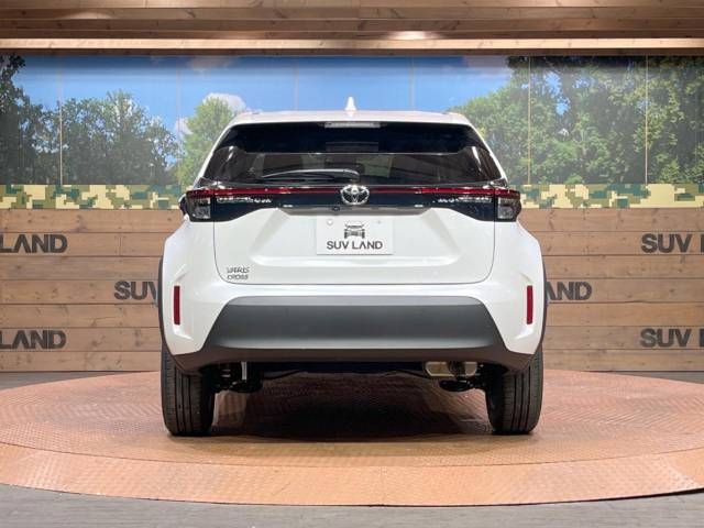Toyota YARIS CROSS 2023-07 182389-14