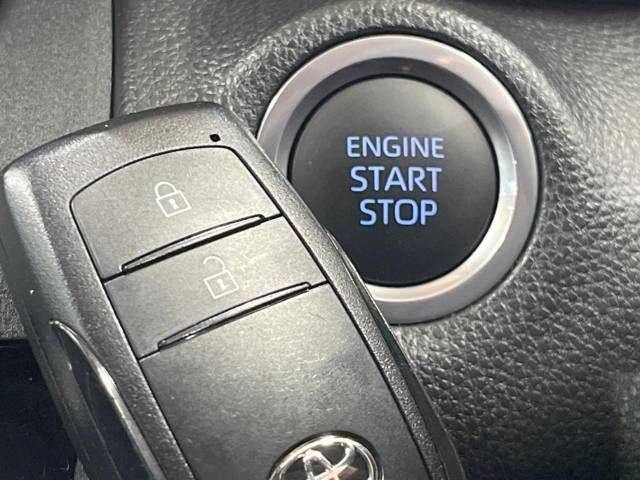 Toyota YARIS CROSS 2023-07 182389-6
