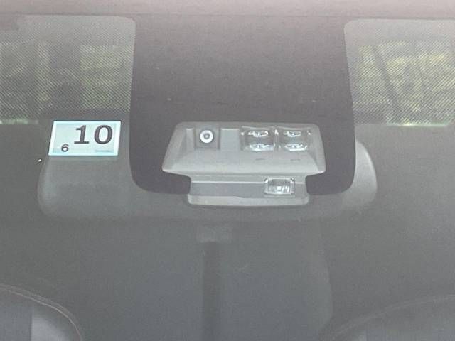 Toyota SIENTA 2017-10 9536-5
