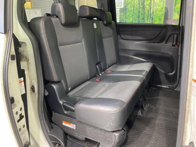 Toyota SIENTA 2017-10 9536-11