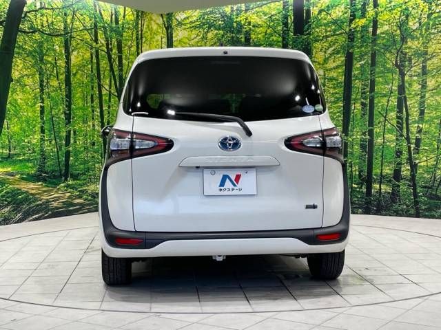 Toyota SIENTA 2017-10 9536-17