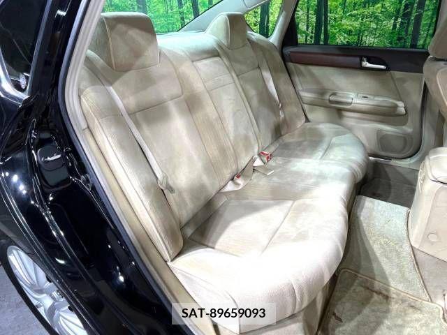Nissan FUGA 2006-03 360755-9
